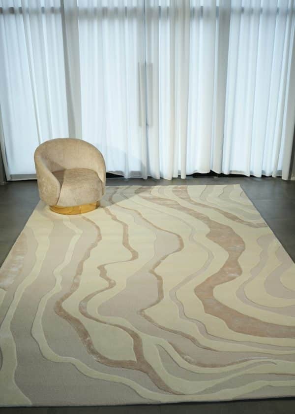 Natural White Handmade Area Rug – Elegant & Versatile Décor