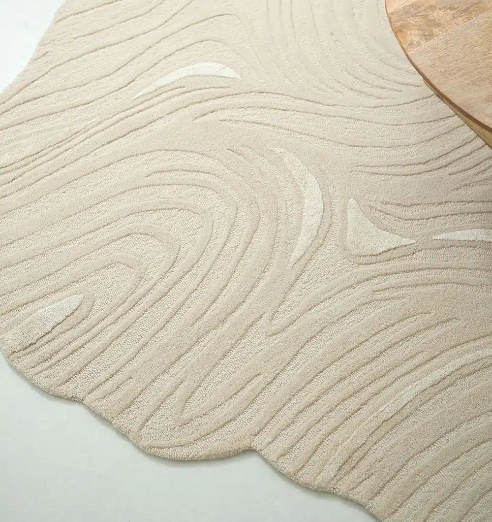 Luxurious Multi Color Hand Tufted Rug - Image 2