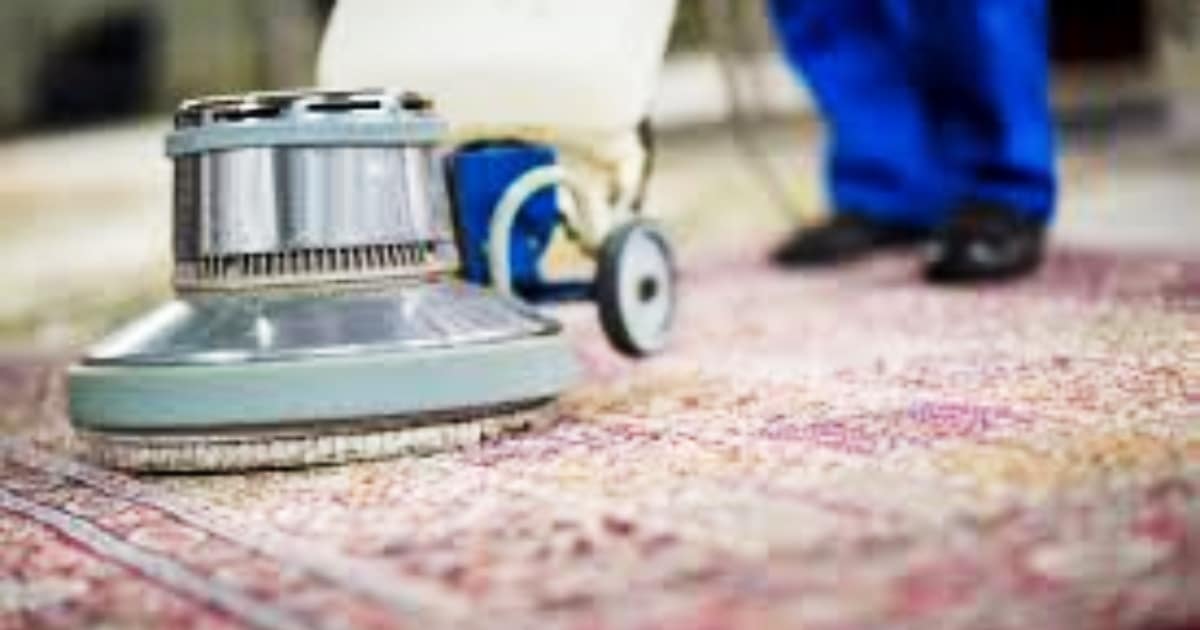 A family-friendly interior featuring easy to clean rugs that handle spills and high traffic with ease.